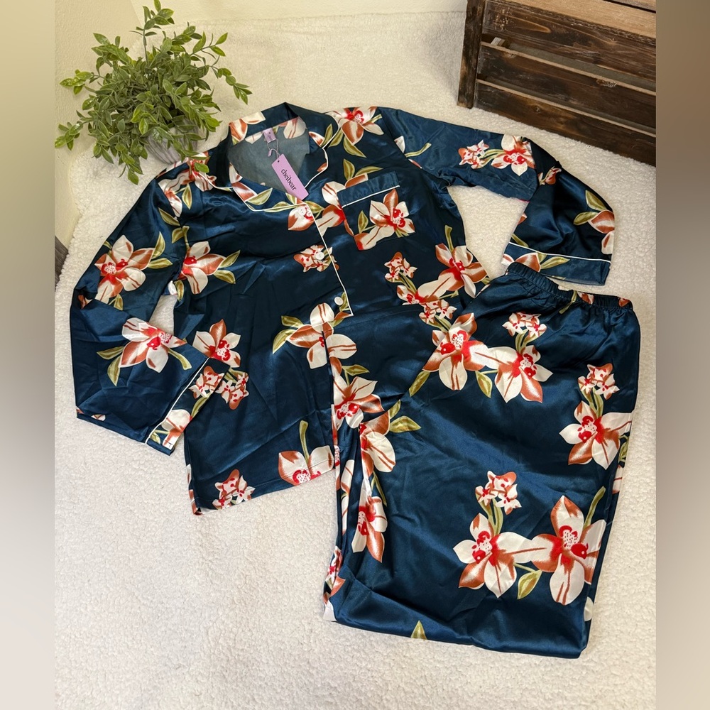Cheibear floral pajama set